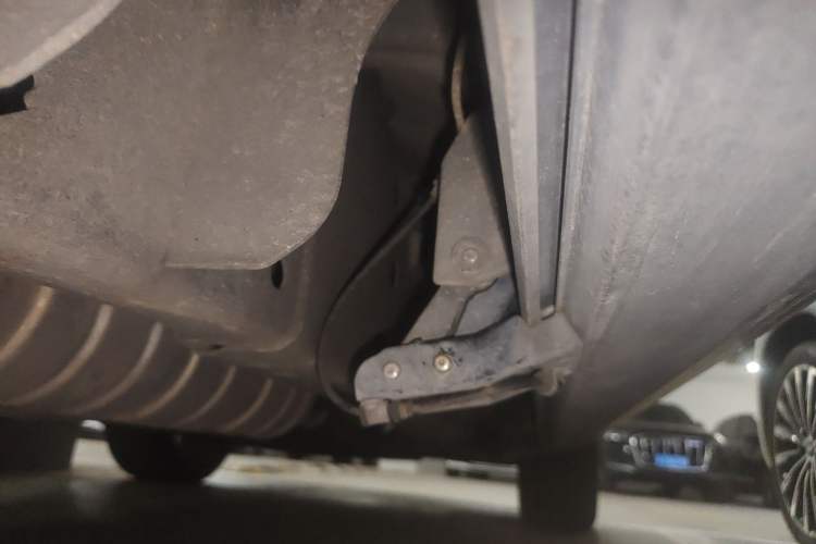 Used Lincoln Navigator 2018 3.5T Prestige Version China V Emission Standard Chassis Rear Right
