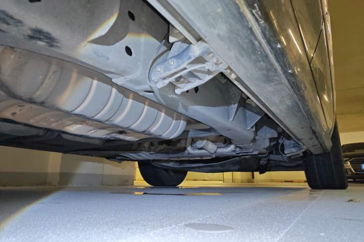 Used Lincoln Navigator 2018 3.5T Prestige Version China V Emission Standard Chassis Rear Right