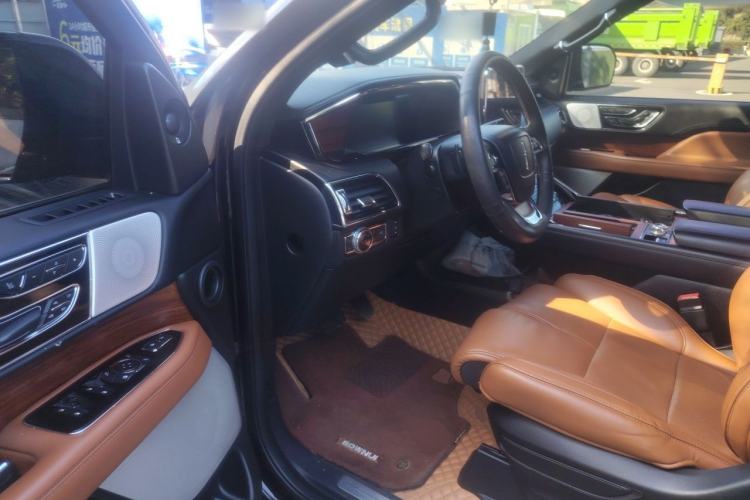 Used Lincoln Navigator 2018 3.5T Prestige Version China V Emission Standard Driver Seat