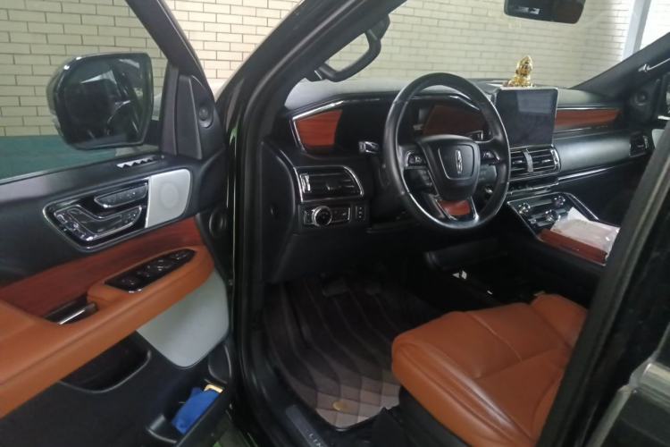 Used Lincoln Navigator 2018 3.5T Prestige Version China V Emission Standard Driver Seat