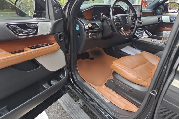 Used Lincoln Navigator 2018 3.5T Prestige Version China V Emission Standard Driver Seat