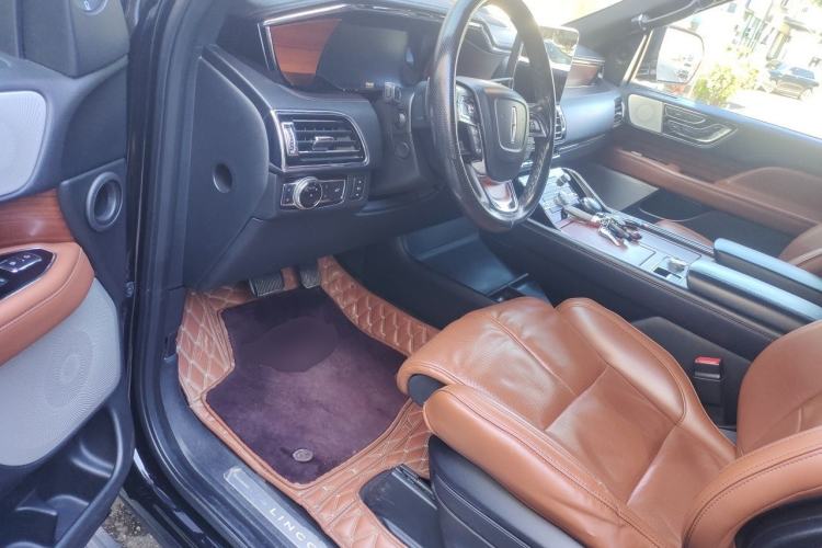 Used Lincoln Navigator 2018 3.5T Prestige Version China V Emission Standard Driver Seat