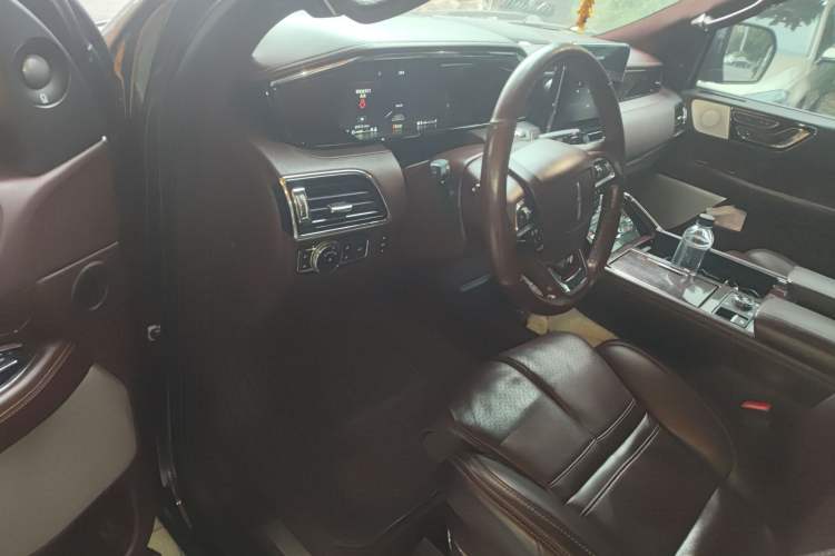 Used Lincoln Navigator 2018 3.5T Prestige Version China V Emission Standard Driver Seat