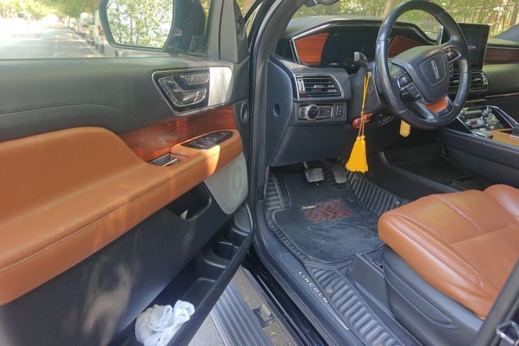 Used Lincoln Navigator 2018 3.5T Prestige Version China V Emission Standard Driver Seat