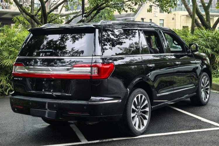 Used Lincoln Navigator 2018 3.5T Prestige Version China V Emission Standard Exterior 3