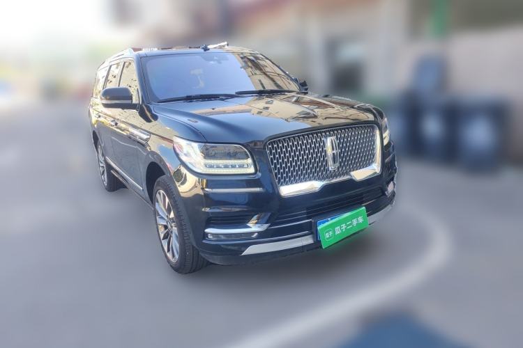 Used Lincoln Navigator 2018 3.5T Prestige Version China V Emission Standard Front Right 45 Deg