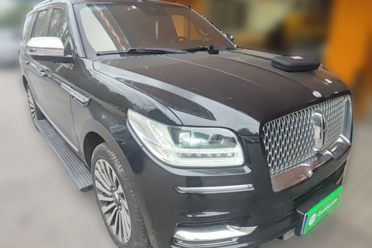 Used Lincoln Navigator 2018 3.5T Prestige Version China V Emission Standard Front Right 45 Deg