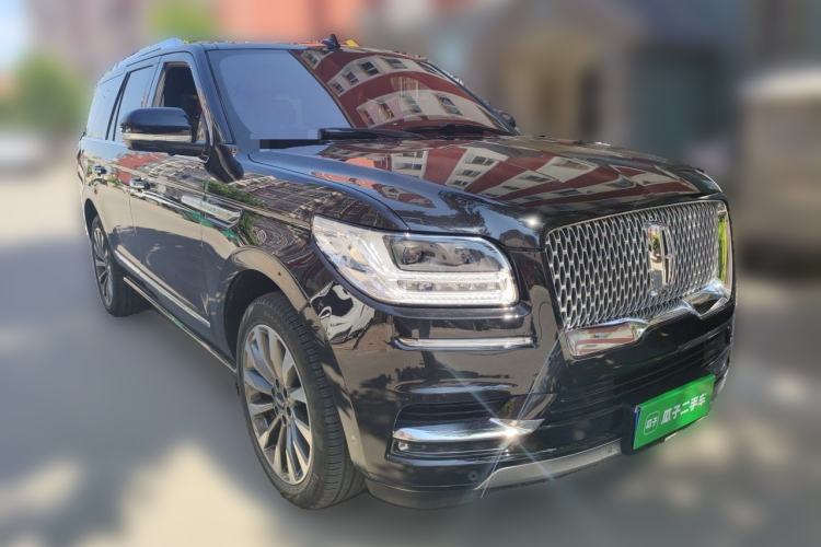 Used Lincoln Navigator 2018 3.5T Prestige Version China V Emission Standard Front Right 45 Deg