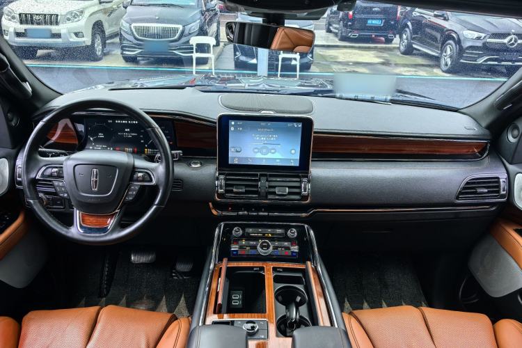 Used Lincoln Navigator 2018 3.5T Prestige Version China V Emission Standard Interior 1