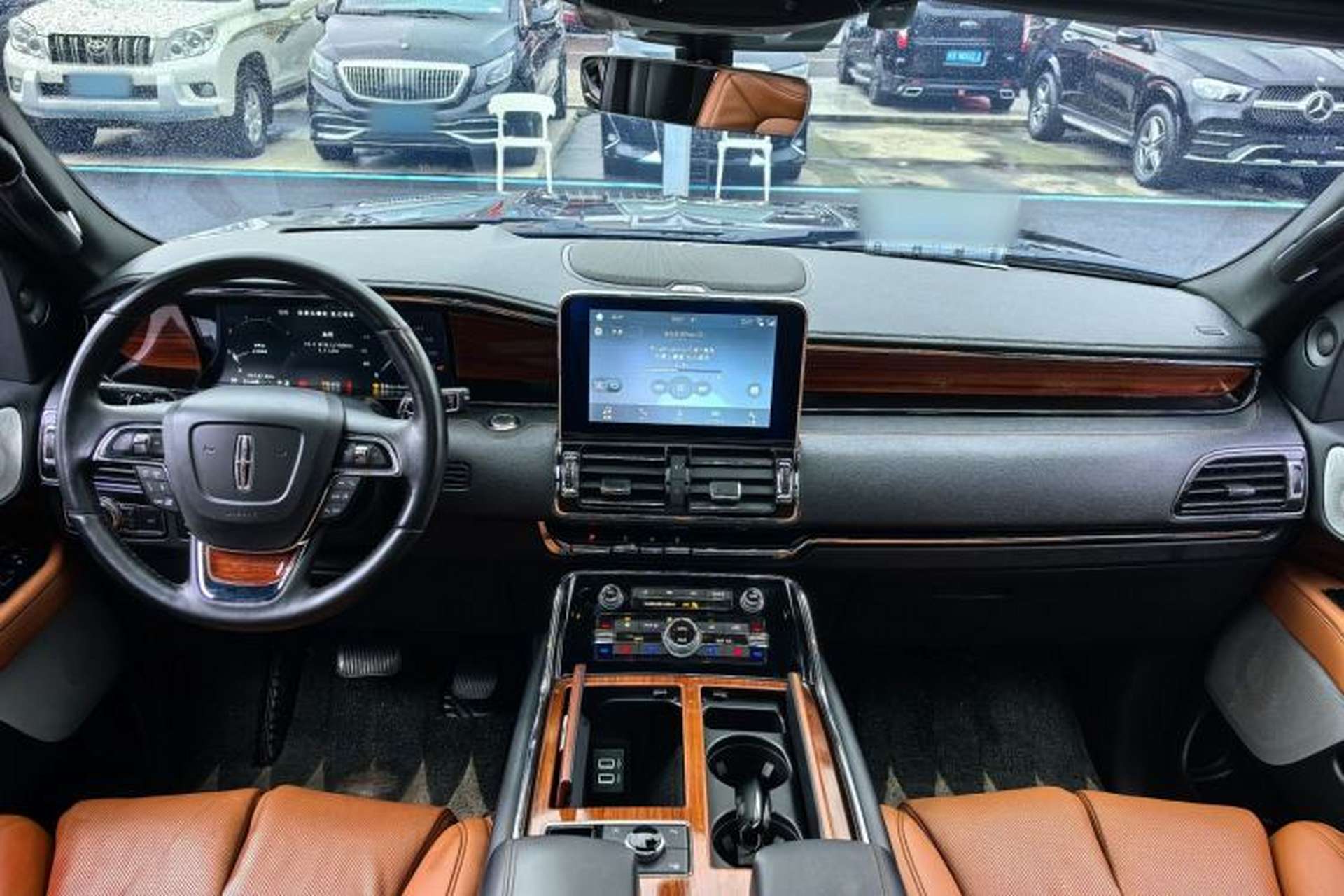 Used Lincoln Navigator 2018 3.5T Prestige Version China V Emission Standard Interior 1