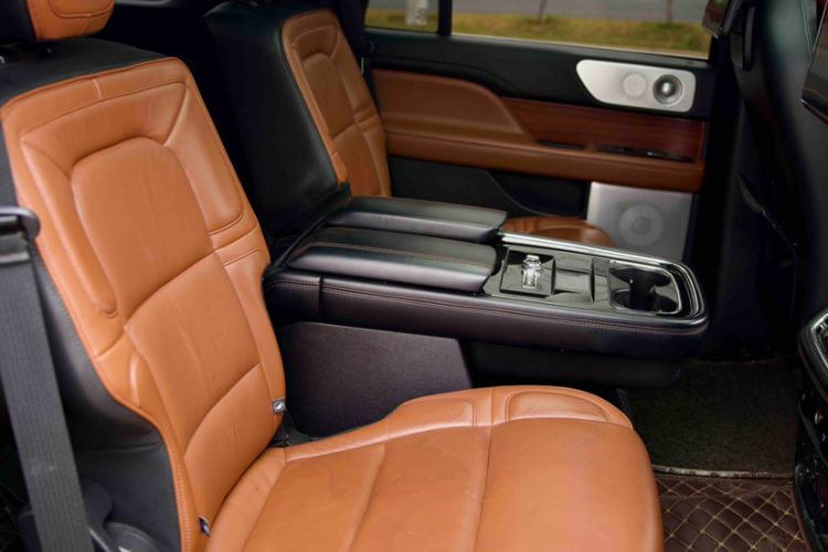 Used Lincoln Navigator 2018 3.5T Prestige Version China V Emission Standard Interior 11