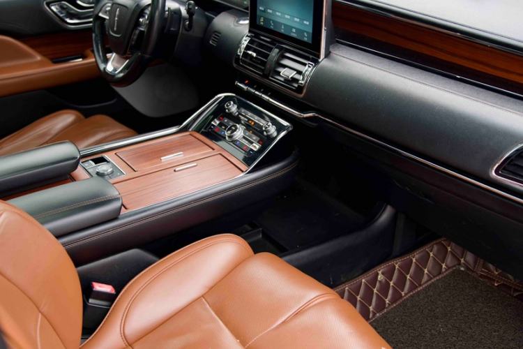 Used Lincoln Navigator 2018 3.5T Prestige Version China V Emission Standard Interior 7
