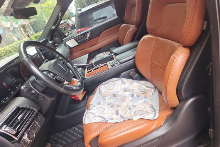 Used Lincoln Navigator 2018 3.5T Prestige Version China V Emission Standard Left Front Seat