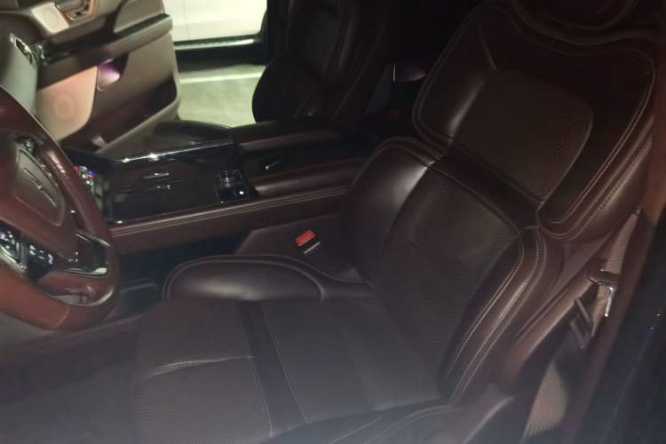 Used Lincoln Navigator 2018 3.5T Presidential Series China V Standard Left Front Seat