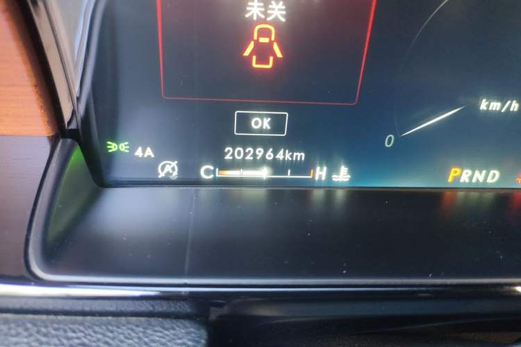 Used Lincoln Navigator 2018 3.5T Prestige Version China V Emission Standard Odometer Close Up