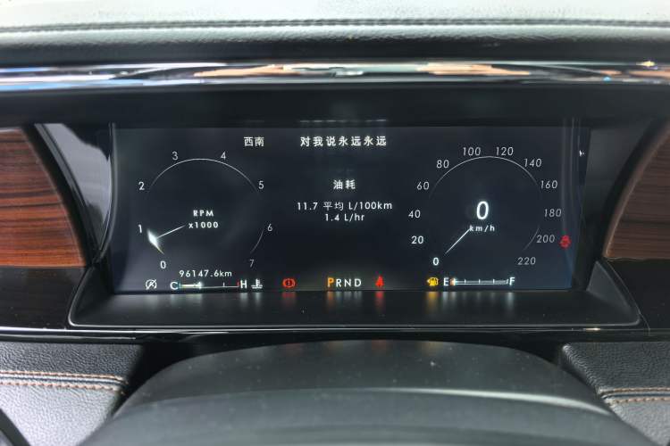 Used Lincoln Navigator 2018 3.5T Prestige Version China V Emission Standard Odometer Close Up
