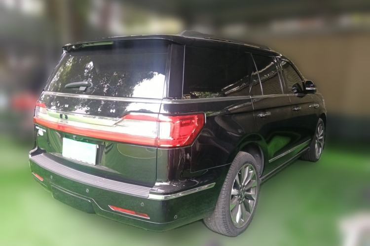 Used Lincoln Navigator 2018 3.5T Prestige Version China V Emission Standard Rear Right 45 Deg