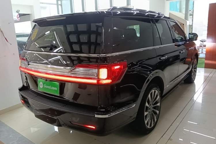 Used Lincoln Navigator 2018 3.5T Prestige Version China V Emission Standard Rear Right 45 Deg