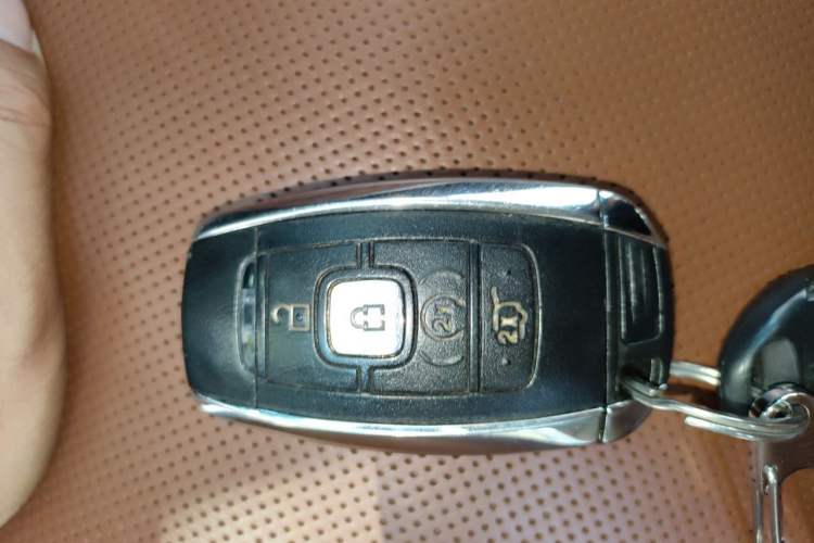 Used Lincoln Navigator 2018 3.5T Prestige Version China V Emission Standard Vehicle Key