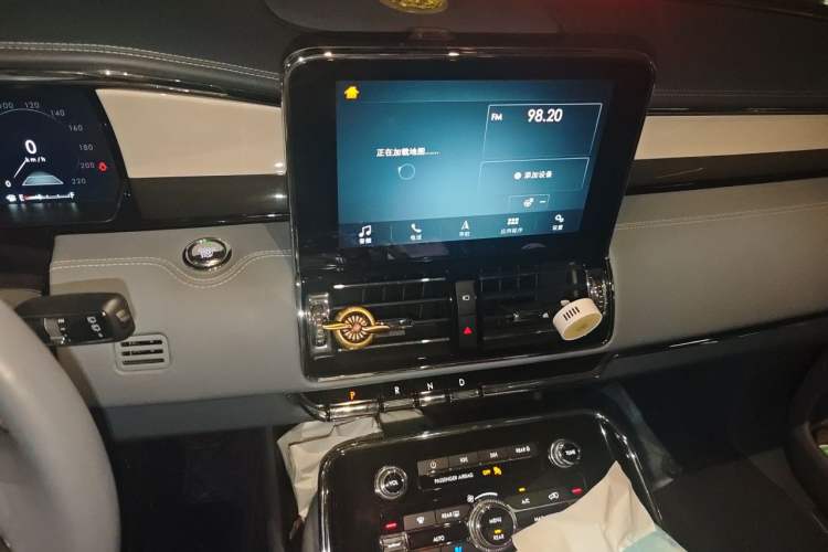 Used Lincoln Navigator 2018 3.5T Presidential Series China V Standard Audio And AC Panel