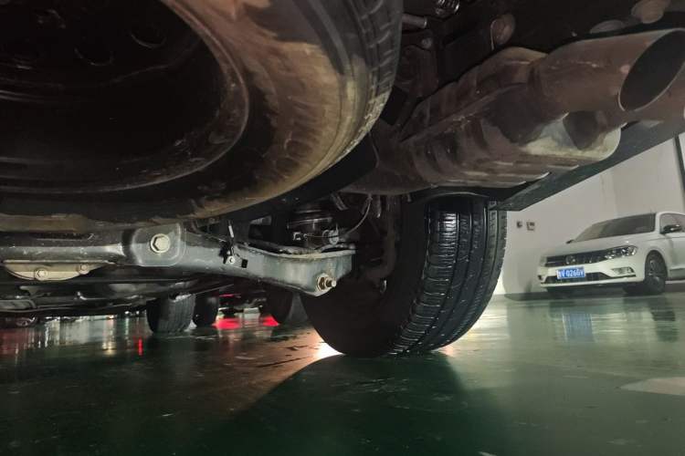 Used Lincoln Navigator 2018 3.5T Presidential Series China V Standard Chassis Rear Right