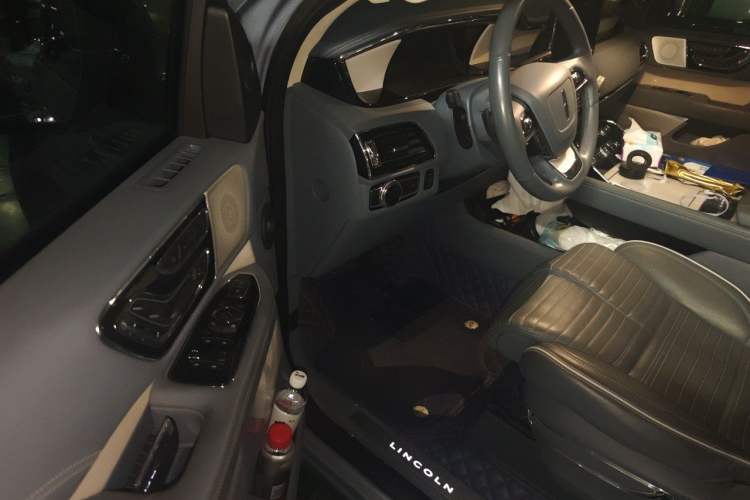 Used Lincoln Navigator 2018 3.5T Presidential Series China V Standard Driver Seat