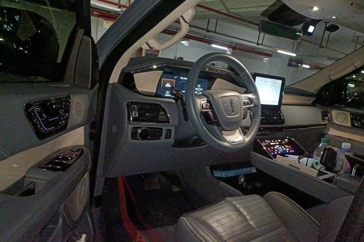 Used Lincoln Navigator 2018 3.5T Presidential Series China V Standard Driver Seat