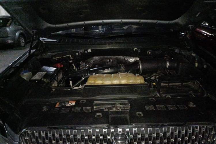 Used Lincoln Navigator 2018 3.5T Presidential Series China V Standard Engine Bay