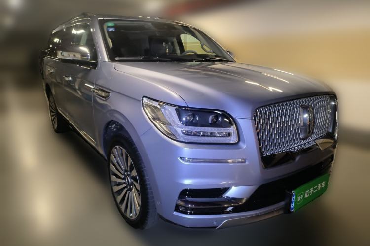 Used Lincoln Navigator 2018 3.5T Presidential Series China V Standard Front Right 45 Deg