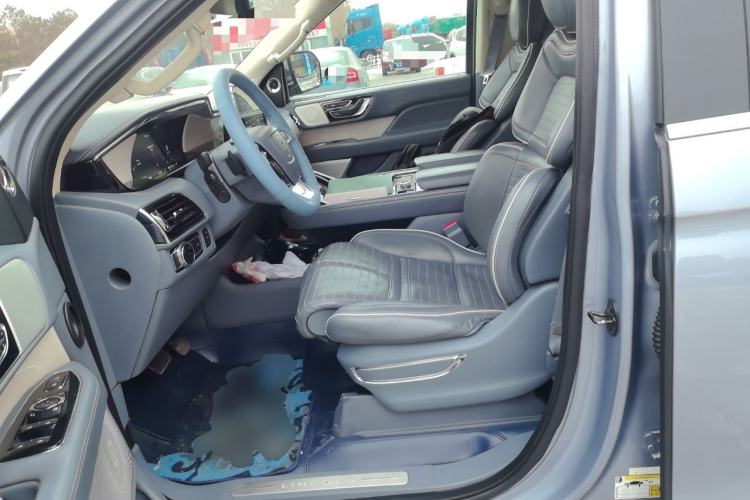 Used Lincoln Navigator 2018 3.5T Presidential Series China V Standard Left Front Seat