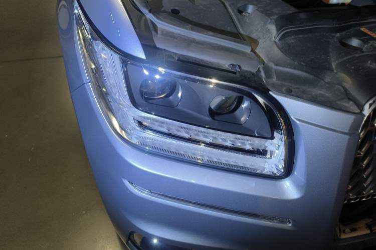 Used Lincoln Navigator 2018 3.5T Presidential Series China V Standard Right Front Headlight