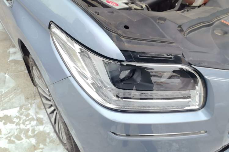 Used Lincoln Navigator 2018 3.5T Presidential Series China V Standard Right Front Headlight