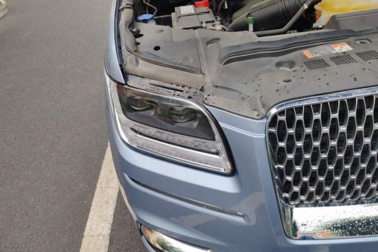 Used Lincoln Navigator 2018 3.5T Prestige Version China V Emission Standard Right Front Headlight