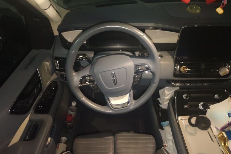 Used Lincoln Navigator 2018 3.5T Presidential Series China V Standard Steering Wheel
