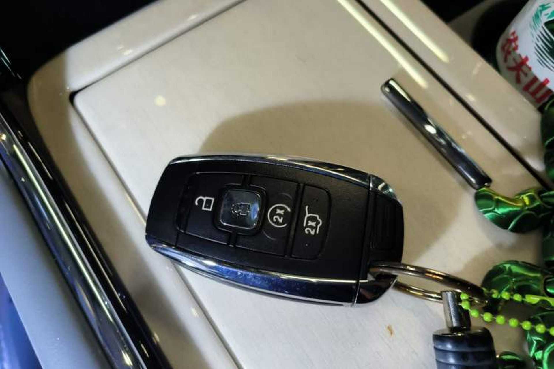 Used Lincoln Navigator 2018 3.5T Presidential Series China V Standard Vehicle Key