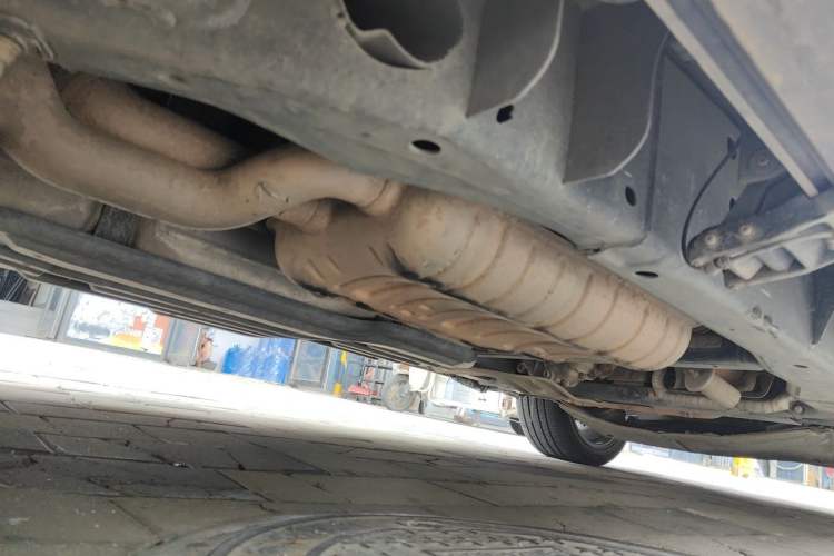 Used Lincoln Navigator 2018 3.5T Prestige Version China V Emission Standard Chassis Front Right