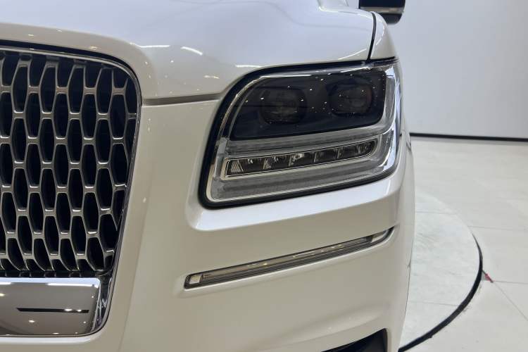 Used Lincoln Navigator 2018 3.5T Prestige Version China V Emission Standard Exterior 5