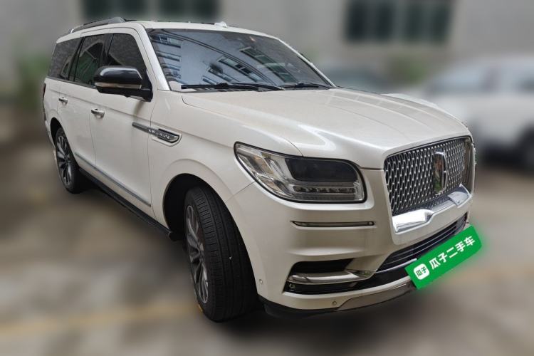 Used Lincoln Navigator 2018 3.5T Prestige Version China V Emission Standard Front Right 45 Deg