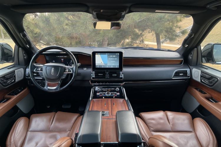 Used Lincoln Navigator 2018 3.5T Prestige Version China V Emission Standard Interior 1