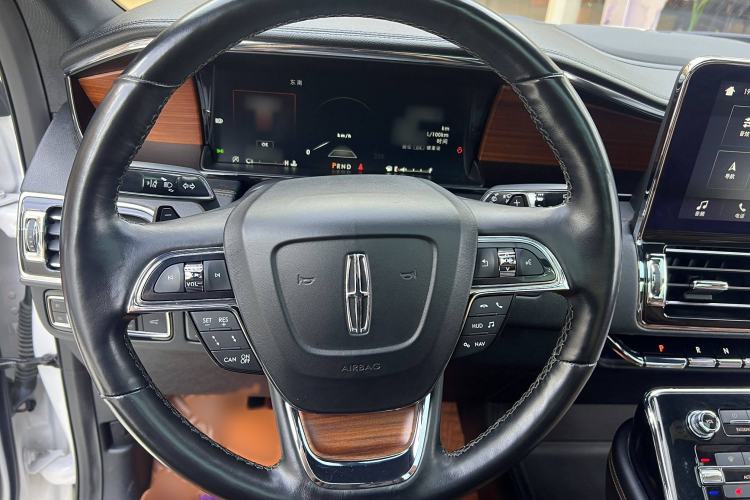 Used Lincoln Navigator 2018 3.5T Prestige Version China V Emission Standard Interior 2