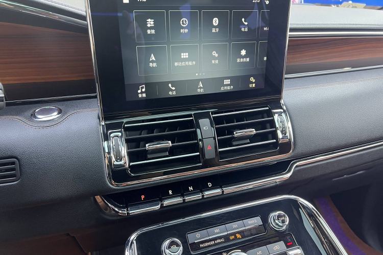 Used Lincoln Navigator 2018 3.5T Prestige Version China V Emission Standard Interior 3