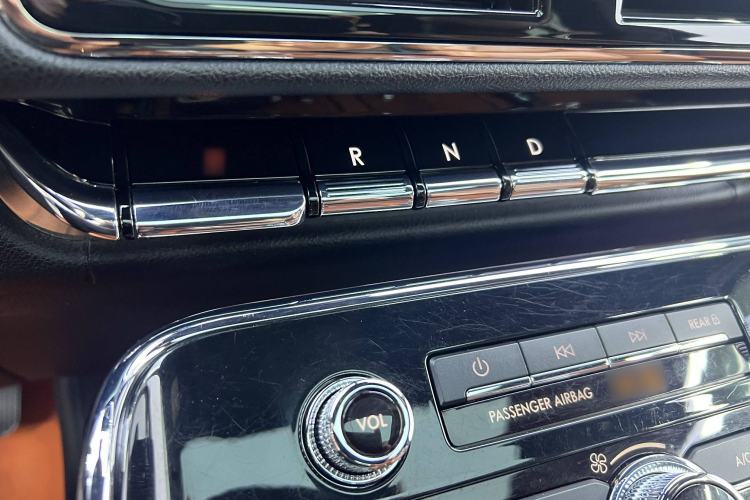 Used Lincoln Navigator 2018 3.5T Prestige Version China V Emission Standard Interior 4