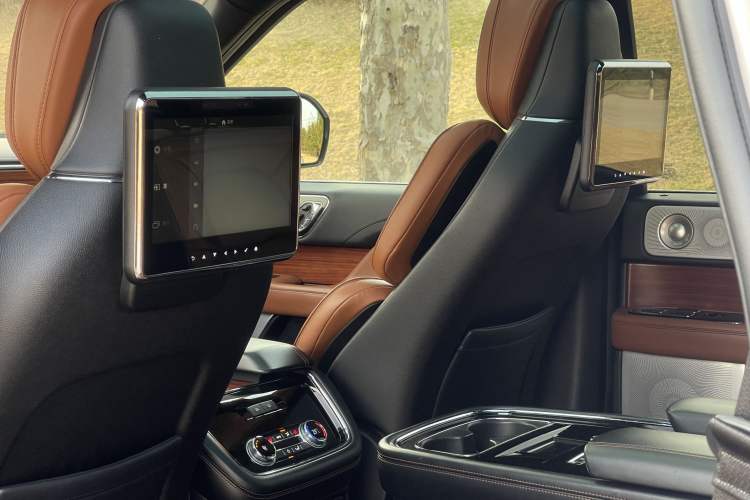Used Lincoln Navigator 2018 3.5T Prestige Version China V Emission Standard Interior 5