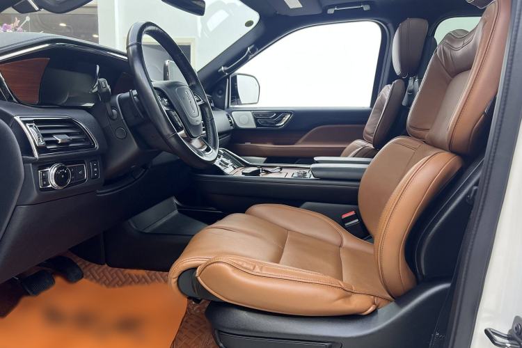 Used Lincoln Navigator 2018 3.5T Prestige Version China V Emission Standard Interior 5