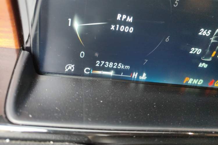 Used Lincoln Navigator 2018 3.5T Prestige Version China V Emission Standard Odometer Close Up