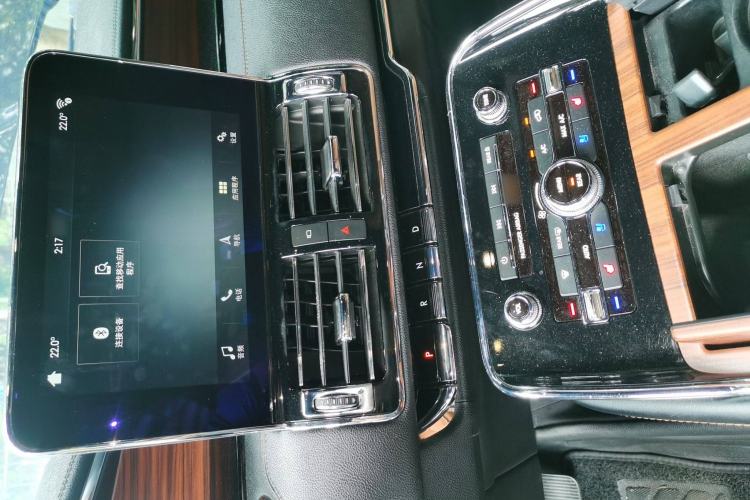 Used Lincoln Navigator 2019 3.5T Prestige Version China VI Standard Audio And AC Panel