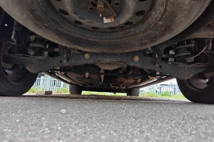 Used Lincoln Navigator  Chassis Rear