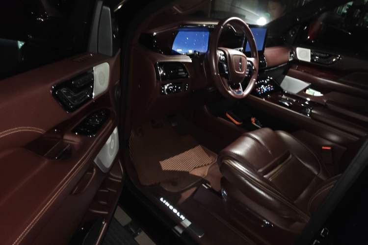 Used Lincoln Navigator 2019 3.5T Presidential Series China VI Standard Driver Seat