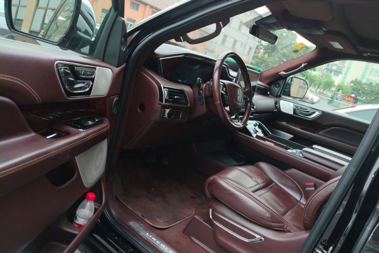 Used Lincoln Navigator 2019 3.5T Presidential Series China VI Standard Driver Seat