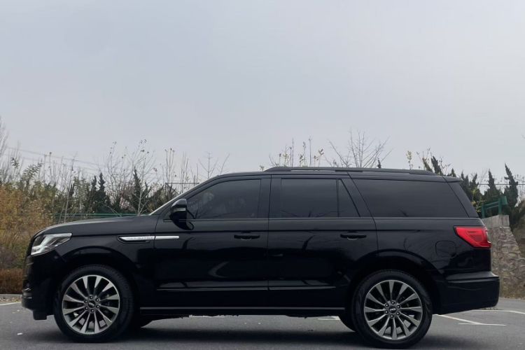 Used Lincoln Navigator 2019 3.5T Prestige Version China VI Standard Exterior 2